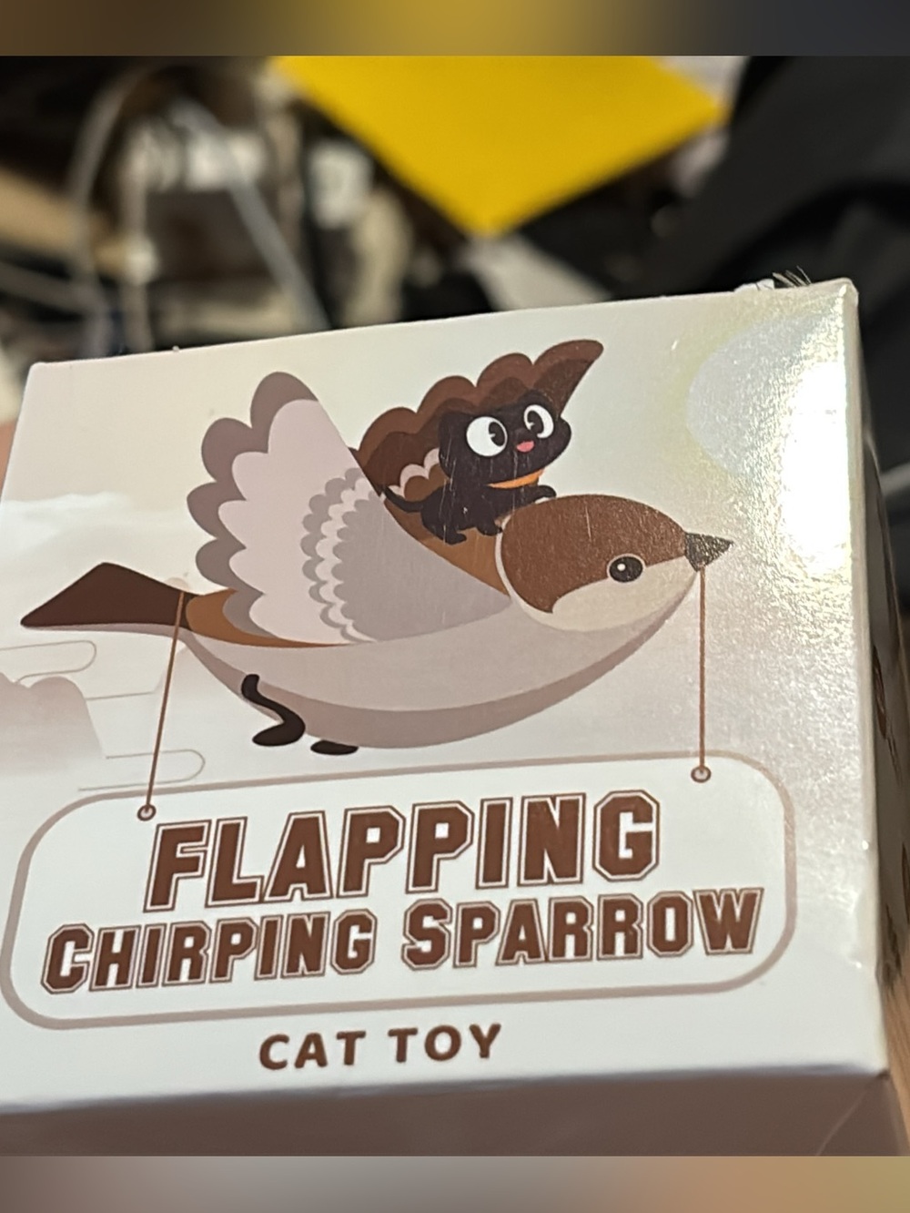 🚘 🆕 Flapping Chirping Sparrow Cat Toy - Brown/White